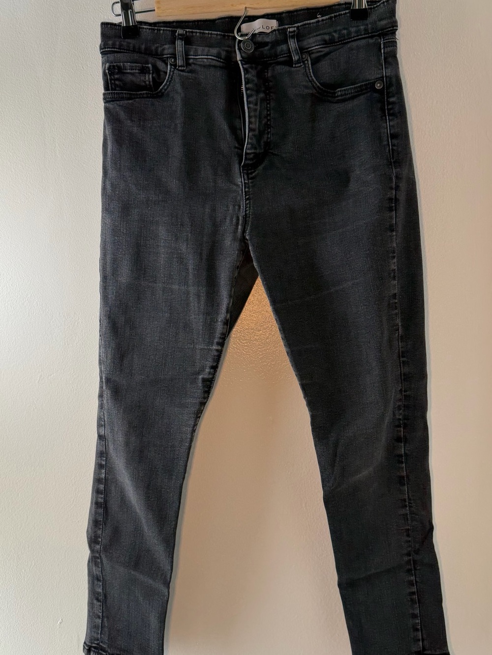LOFT Women's Skinny Jeans in Washed Black